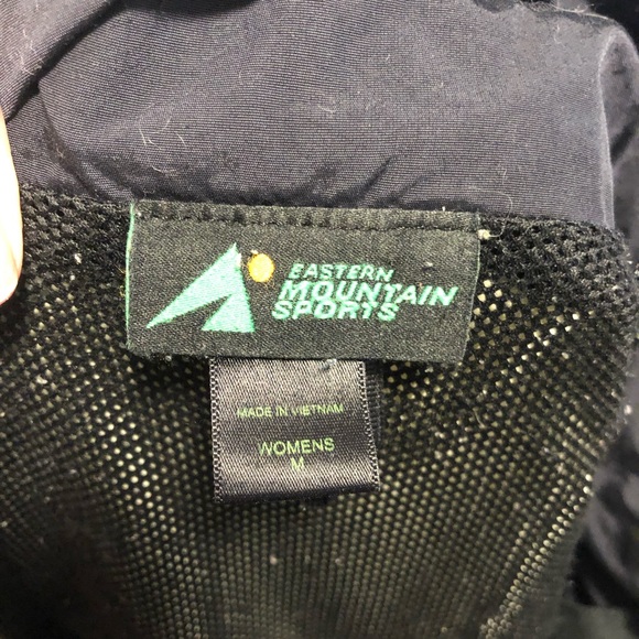 Eastern Mountain sports raincoat windbreaker size medium - Picture 5 of 5